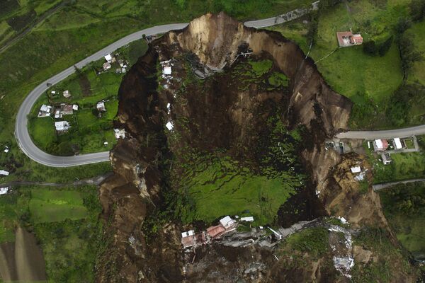 厄瓜多爾山體滑坡後的航拍圖。 - 俄羅斯衛星通訊社