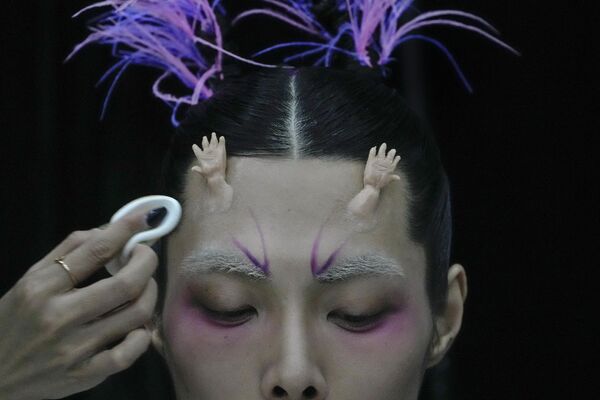 中國北京時裝周活動期間的模特。 - 俄羅斯衛星通訊社