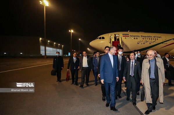 伊朗外长侯赛因·阿米尔-阿卜杜拉希扬抵达北京。 - 俄罗斯卫星通讯社
