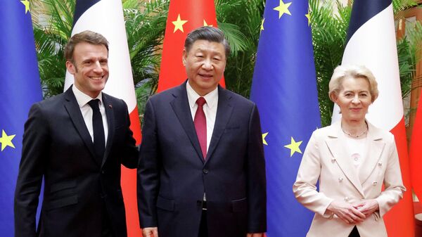 中國國家主席習近平、法國總統馬克龍和歐盟委員會主席馮德萊恩 - 俄羅斯衛星通訊社