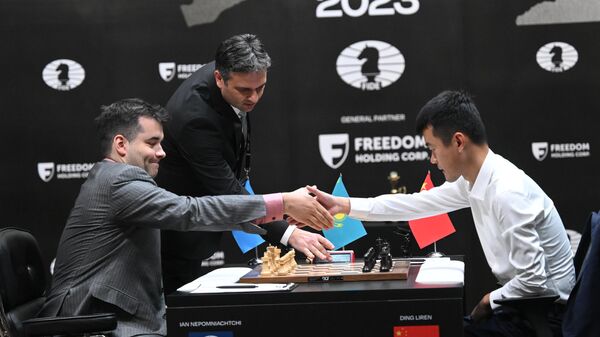 国际象棋世界冠军赛第十一局涅波姆尼亚希与丁立人再度战平 - 俄罗斯卫星通讯社