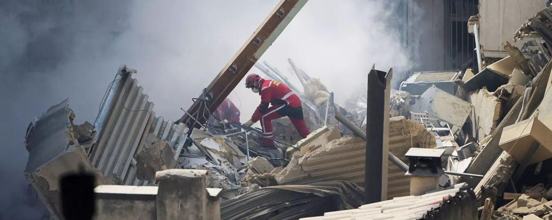 法国内政部长：马赛倒塌房屋废墟下可能有4到10人 - 俄罗斯卫星通讯社, 1920, 10.04.2023
