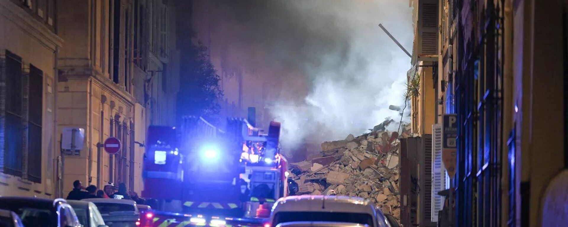 4月9日凌晨，法國馬賽市中心一幢四層建築倒塌並起火 - 俄羅斯衛星通訊社, 1920, 10.04.2023