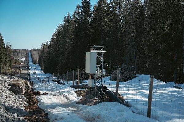 芬俄邊境正在修建的圍欄。 - 俄羅斯衛星通訊社
