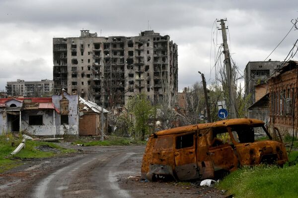阿爾喬莫夫斯克內被損毀的高層房屋。 - 俄羅斯衛星通訊社