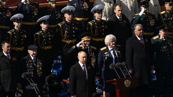 普京在閱兵式上提及中國為抗擊日本軍國主義所做的貢獻 - 俄羅斯衛星通訊社