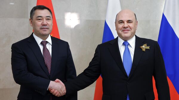 俄羅斯總理米哈伊爾·米舒斯京在會見吉爾吉斯斯坦總統薩德爾·扎帕羅夫 - 俄羅斯衛星通訊社