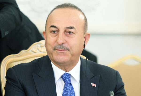 土耳其外長梅夫魯特·恰武什奧盧出席在莫斯科舉行的俄羅斯、土耳其、伊朗和敘利亞外長四方會談。 - 俄羅斯衛星通訊社