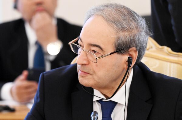 敘利亞外交部長費薩爾·米克達德出席在莫斯科舉行的俄羅斯、土耳其、伊朗和敘利亞外長四方會談。 - 俄羅斯衛星通訊社
