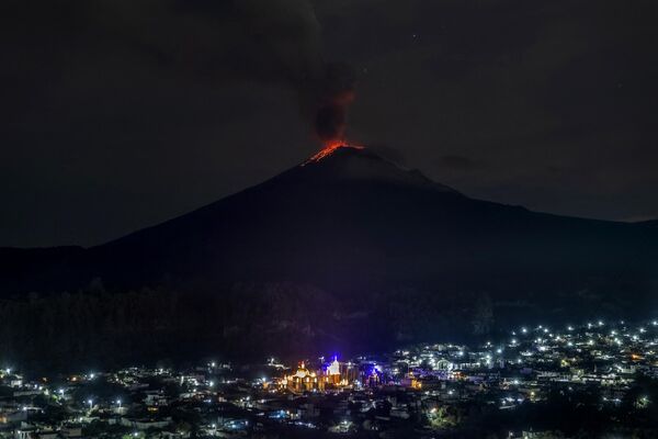 墨西哥波波卡特佩特火山喷发 - 俄罗斯卫星通讯社