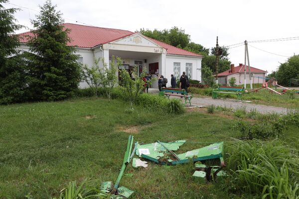 遭乌克兰侦察破坏小组损坏的别尔哥罗德州格洛托沃村文化馆 - 俄罗斯卫星通讯社