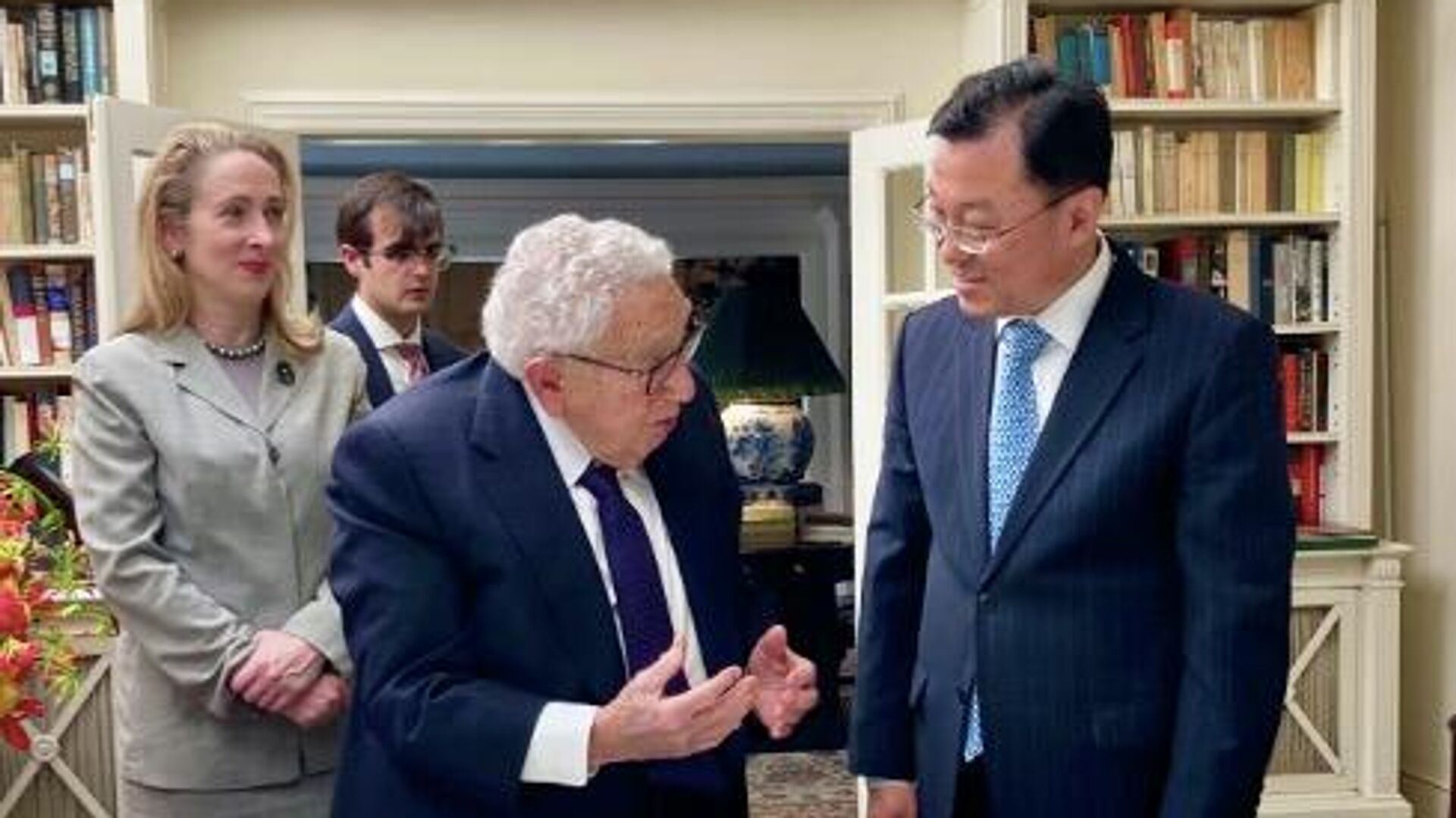 基辛格在北京参会发警告：中美贸易战可能导致真正的战争-新闻频道-和讯网