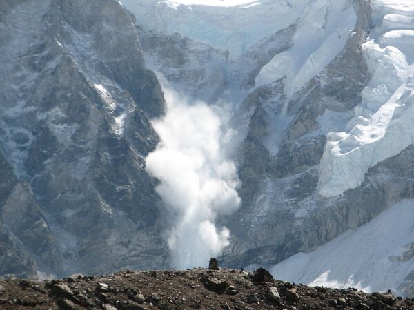 “我于2006年5月拍摄了这张照片，在前往珠穆朗玛峰大本营的路上。”——伊兰·阿德勒 - 俄罗斯卫星通讯社
