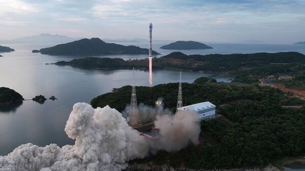 朝鮮軍事偵察衛星發射 - 俄羅斯衛星通訊社