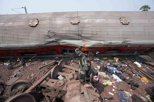 印度列車相撞事故現場。 - 俄羅斯衛星通訊社
