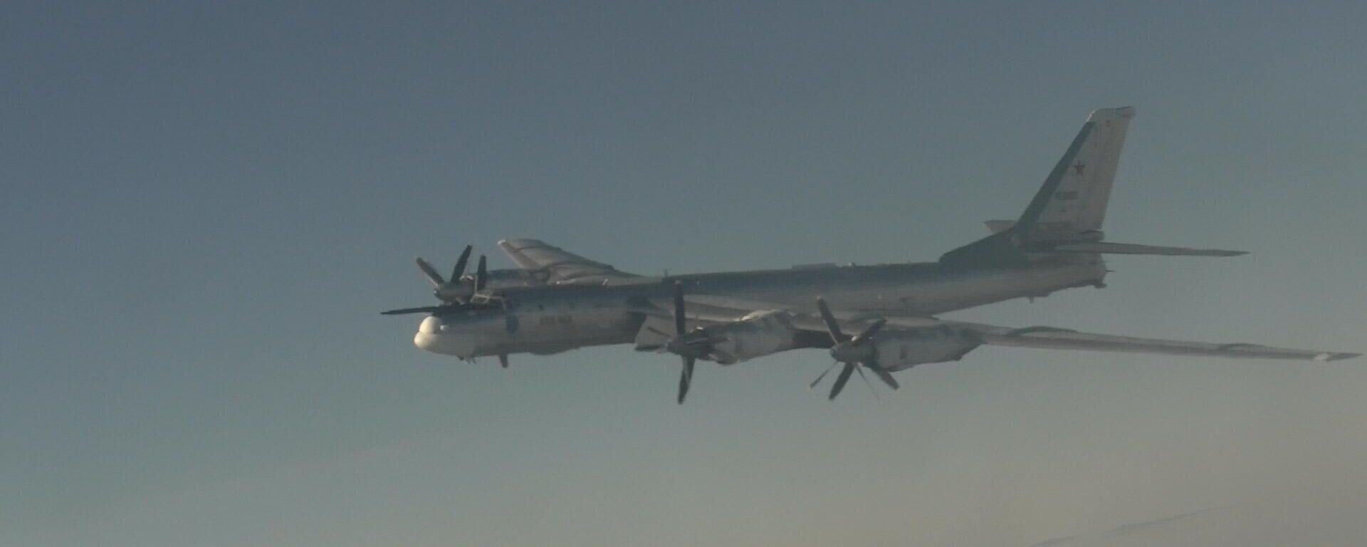 2架俄图-95MS轰炸机在巴伦支海和挪威海中立水域上空飞行 - 俄罗斯卫星通讯社, 1920, 05.06.2023