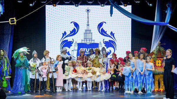 《童話之旅》俄語兒童劇在上海首演 - 俄羅斯衛星通訊社