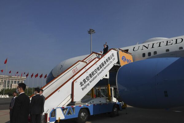 2023年6月18日，美国国务卿布林肯抵达北京机场。 - 俄罗斯卫星通讯社