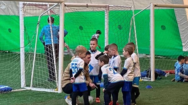 俄羅斯教練談俄羅斯少兒足球並為中國足球小將出謀劃策 - 俄羅斯衛星通訊社