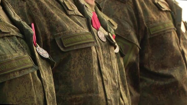 俄國防部：“老虎”志願營軍人在前線接受國家嘉獎 - 俄羅斯衛星通訊社