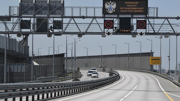 俄交通部通报克里米亚大桥路基受损情况 - 俄罗斯卫星通讯社