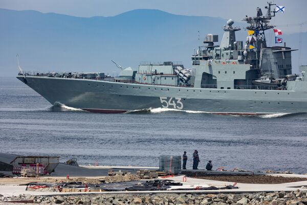 俄罗斯太平洋舰队舰艇在符拉迪沃斯托克举行了庆祝海军节的活动 - 俄罗斯卫星通讯社