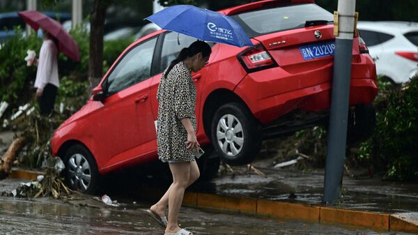 被暴雨淹沒的街道 - 俄羅斯衛星通訊社