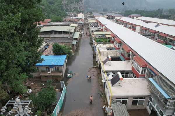 8月3日，北京強降雨引發洪水，一個村莊被淹。 - 俄羅斯衛星通訊社