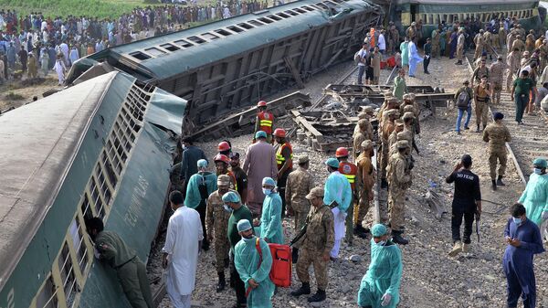 法国北部一高铁列车与军用货车相撞致1死27伤 - 俄罗斯卫星通讯社