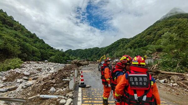 中國陝西省山洪泥石流已致21人死亡 - 俄羅斯衛星通訊社