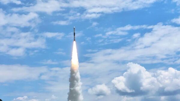 中国成功发射1箭5星 - 俄罗斯卫星通讯社