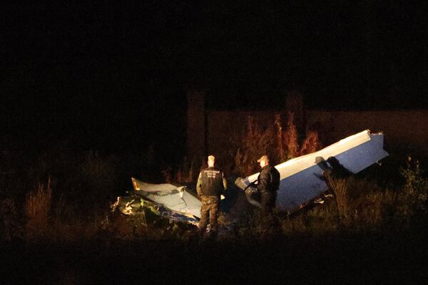 位於特維爾州博洛戈夫斯基區的庫真基諾村附近的飛機失事現場。 - 俄羅斯衛星通訊社