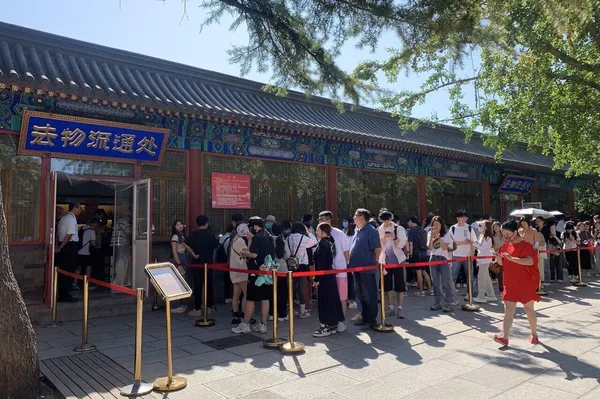 寺廟游在中國年輕人中走紅 寺廟游在中國年輕人中走紅 - 俄羅斯衛星通訊社