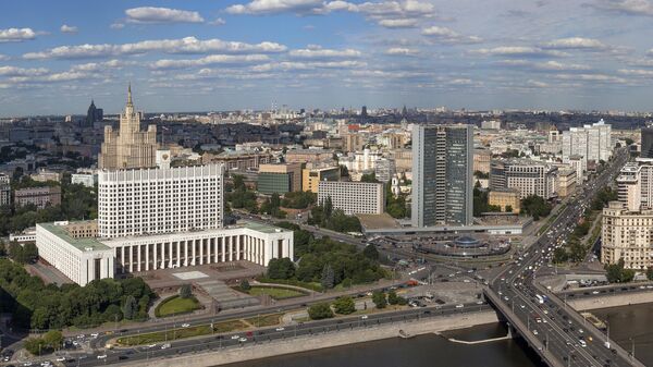 俄政府宣布十月起将对大量商品实施与卢布汇率挂钩的弹性出口关税