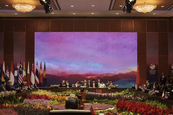 9月6日，各国领导人出席第26次中国—东盟领导人会议。 - 俄罗斯卫星通讯社