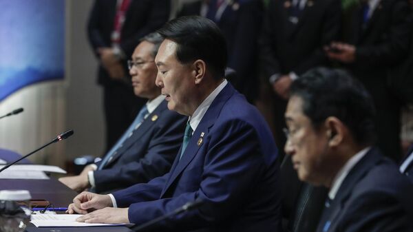 韩国总统：首尔在朝核问题解决之前将加强与美日同盟 - 俄罗斯卫星通讯社