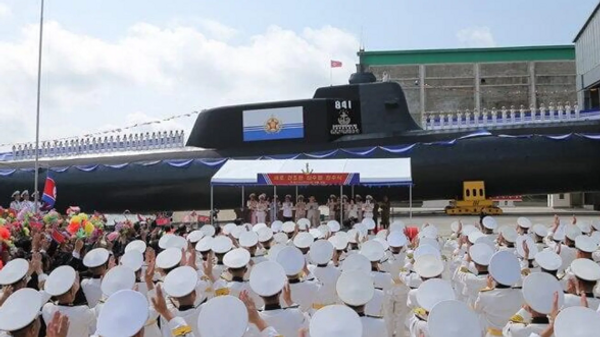 朝鮮首艘戰術核攻擊潛艇入水 - 俄羅斯衛星通訊社