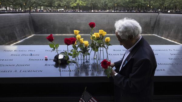 纽约举行悼念2001年9月11日恐怖袭击事件中遇难者的仪式 - 俄罗斯卫星通讯社