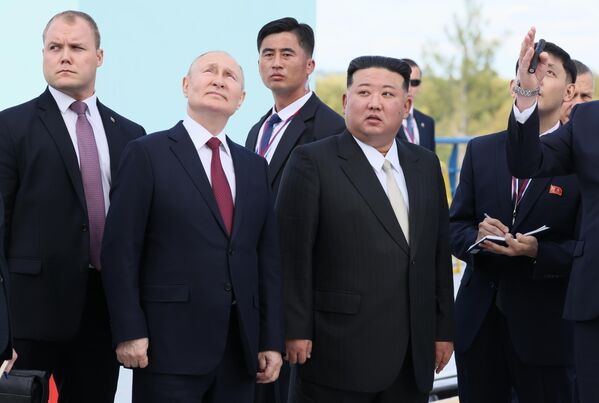 2023年9月13日，俄罗斯总统弗拉基米尔•普京和朝鲜国务委员会委员长金正恩在东方航天发射场。 - 俄罗斯卫星通讯社