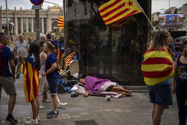 西班牙，加泰罗尼亚民族日期间巴塞罗那举行示威活动。 - 俄罗斯卫星通讯社