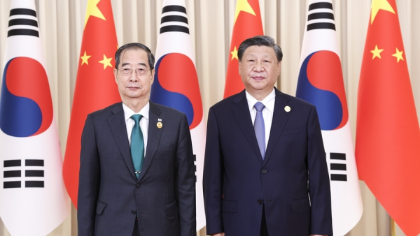 中国国家主席习近平与韩国总理韩德洙 - 俄罗斯卫星通讯社
