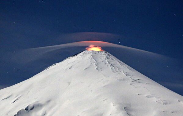 比亚里卡火山,2023年9月27日。比亚里卡火山是南美洲最活跃的火山之一。 比亚里卡火山,2023年9月27日。比亚里卡火山是南美洲最活跃的火山之一。 - 俄罗斯卫星通讯社