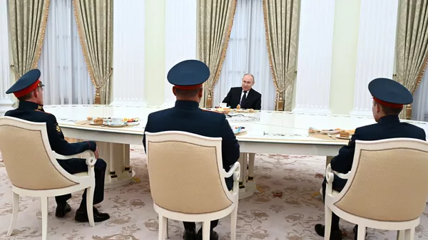 普京会见被授予国家奖励的特别军事行动参加者
