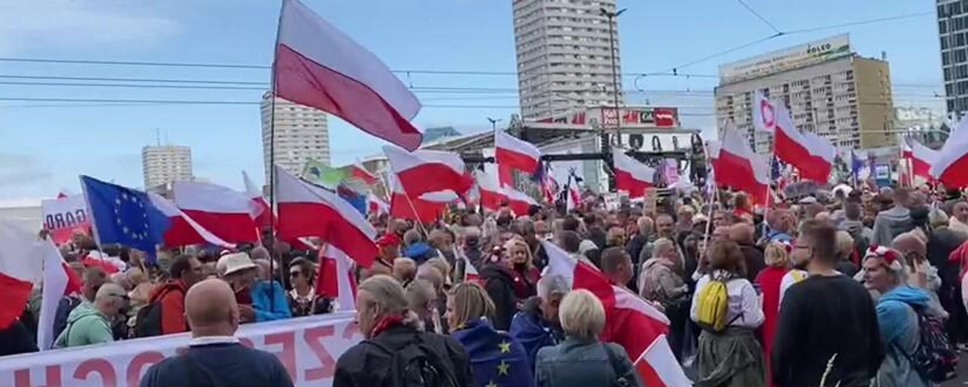 波蘭反對派在華沙舉行萬人遊行活動 - 俄羅斯衛星通訊社, 1920, 01.10.2023