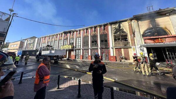 西班牙東南部穆爾西亞市夜店火災造成的死亡人數已升至13人 - 俄羅斯衛星通訊社