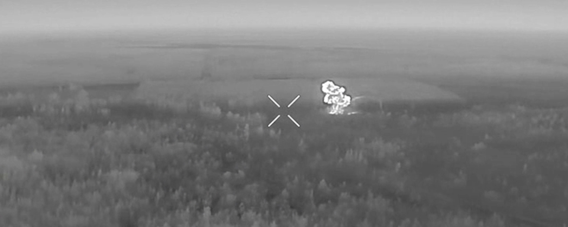俄国防部展示“日炙”重型喷火系统摧毁乌军装备的情况 - 俄罗斯卫星通讯社, 1920, 02.10.2023