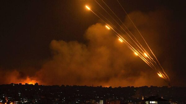 巴勒斯坦向以色列发射火箭弹 - 俄罗斯卫星通讯社