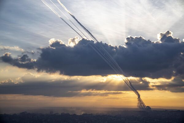 火箭弹从加沙射向以色列。 - 俄罗斯卫星通讯社