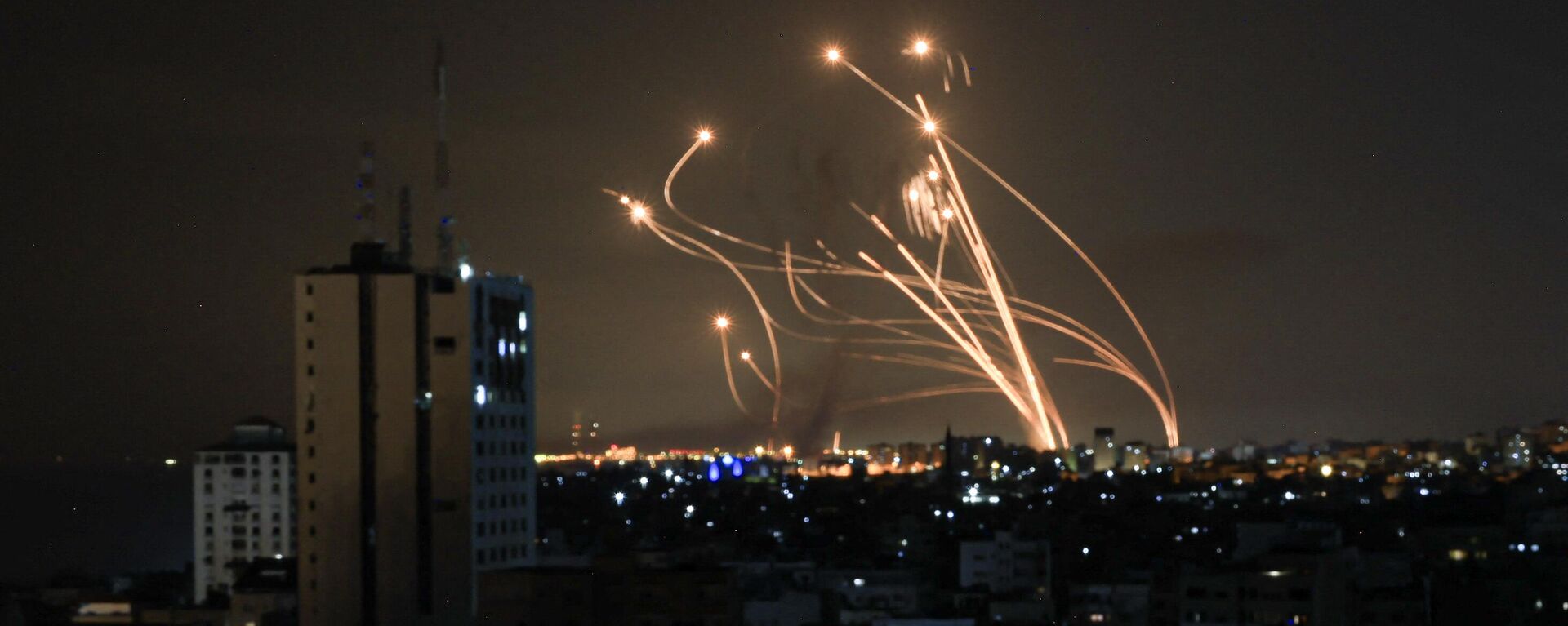 哈馬斯表示，為回應以色列襲擊加沙地帶平民，已向特拉維夫發射火箭彈 - 俄羅斯衛星通訊社, 1920, 17.10.2023