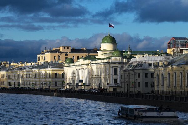 圣彼得堡丰坦卡河堤上的列宁格勒州法院大楼 - 俄罗斯卫星通讯社